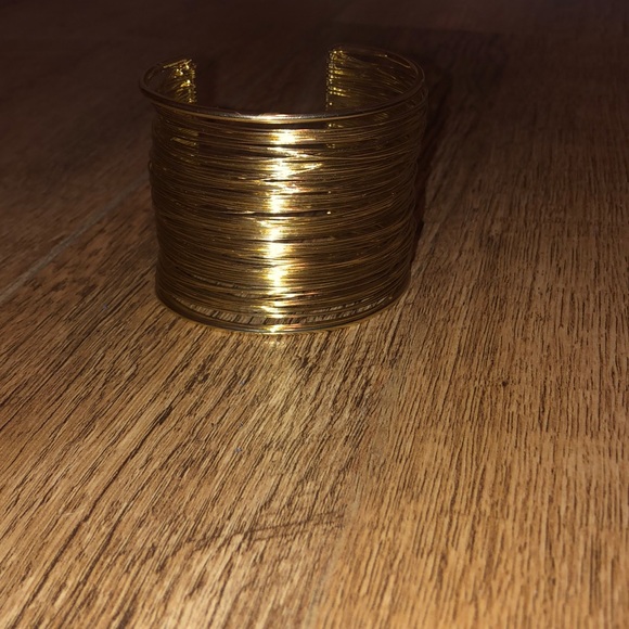 Gold Stacked Bracelet - Picture 3 of 4